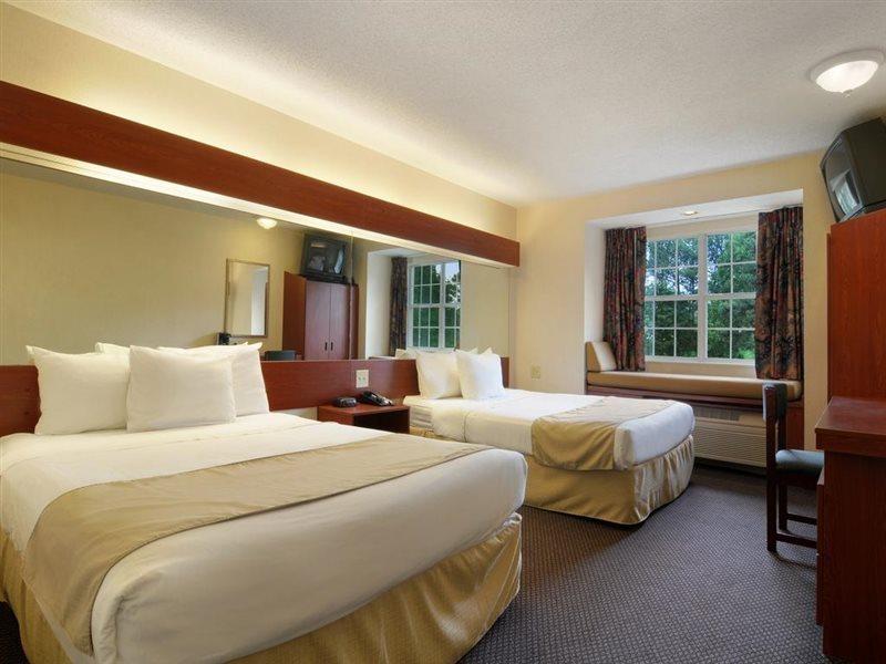 Microtel Inn & Suites By Wyndham Perimeter Center Sandy Springs Dış mekan fotoğraf